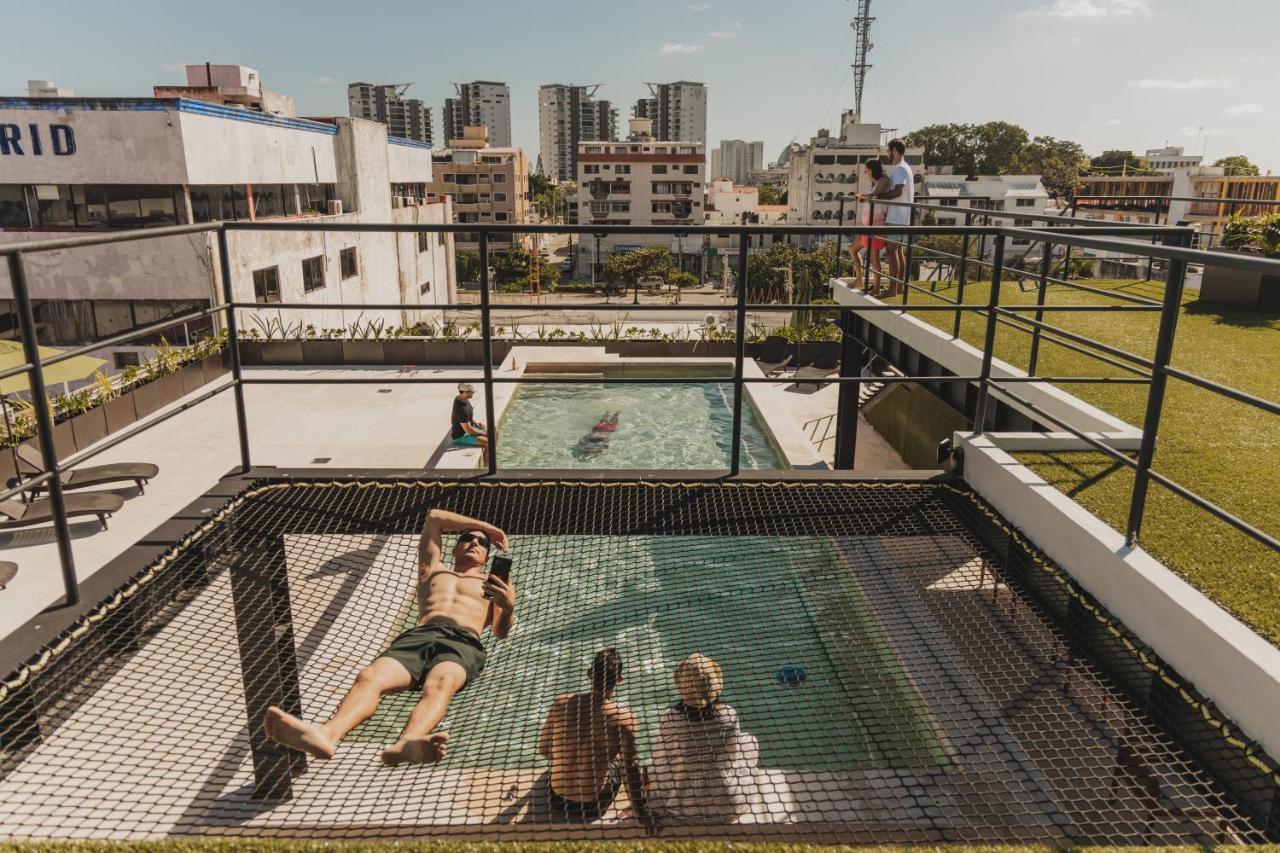 Caleta Hostel Rooftop & Pool 坎昆 外观 照片
