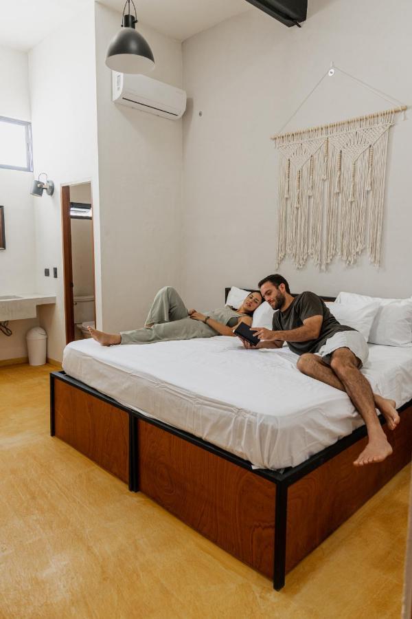 Caleta Hostel Rooftop & Pool 坎昆 外观 照片