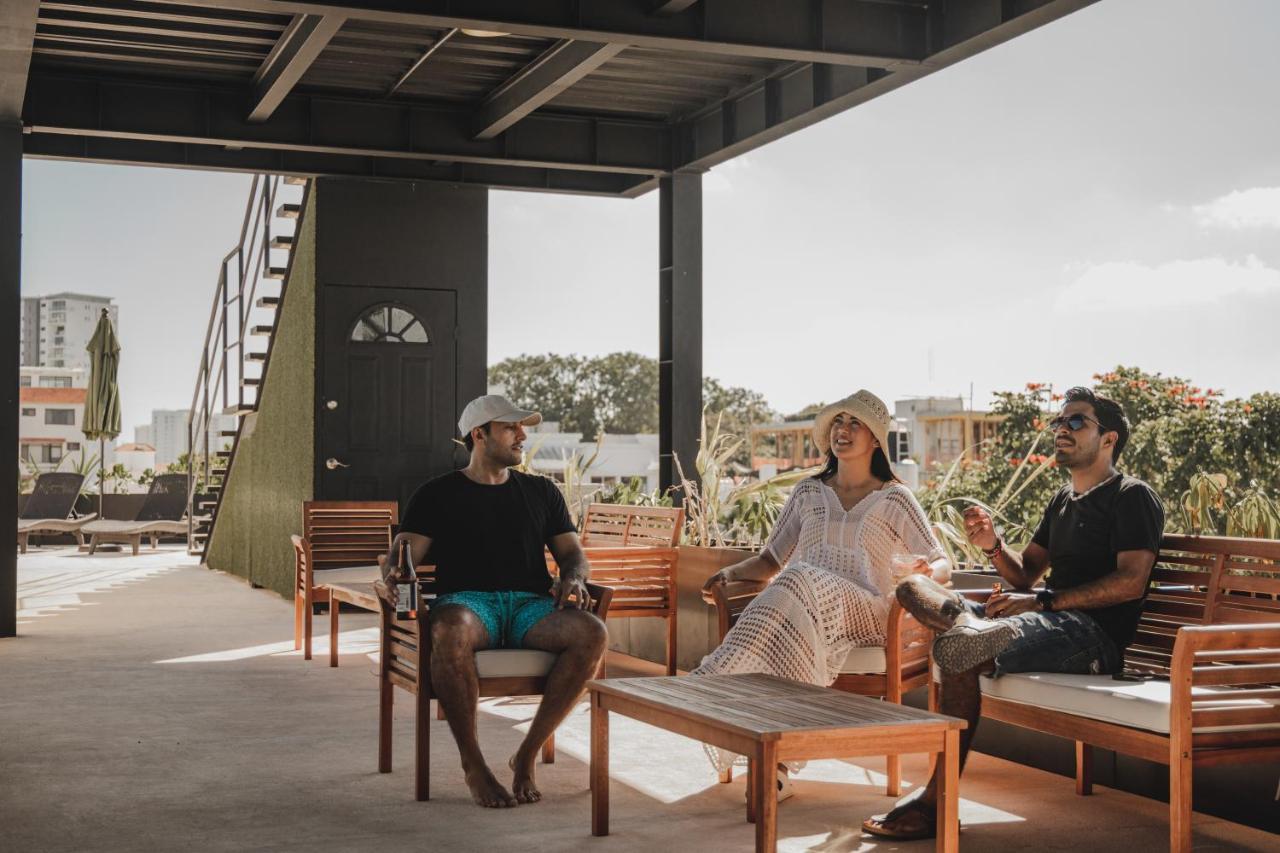 Caleta Hostel Rooftop & Pool 坎昆 外观 照片