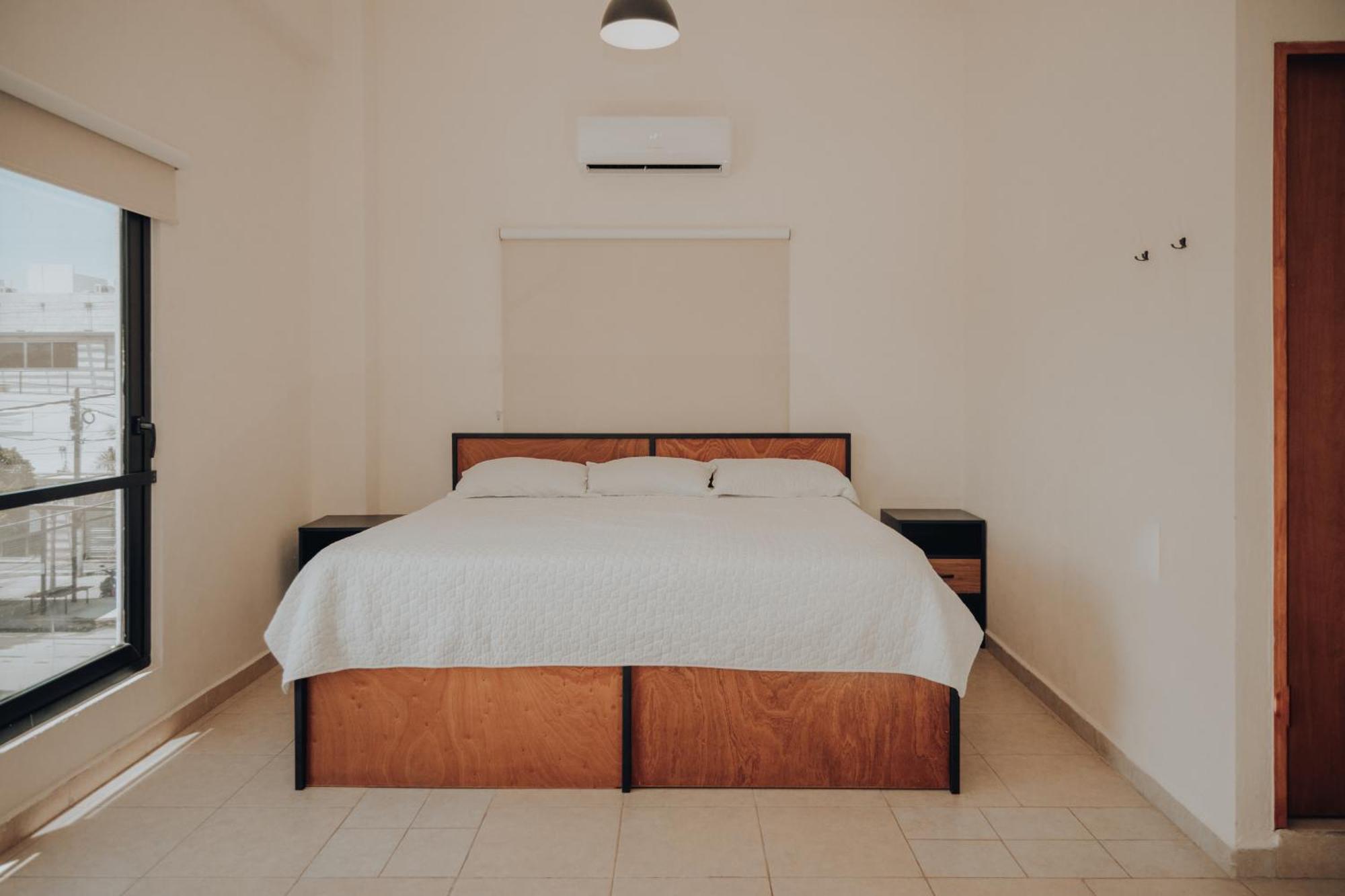 Caleta Hostel Rooftop & Pool 坎昆 外观 照片