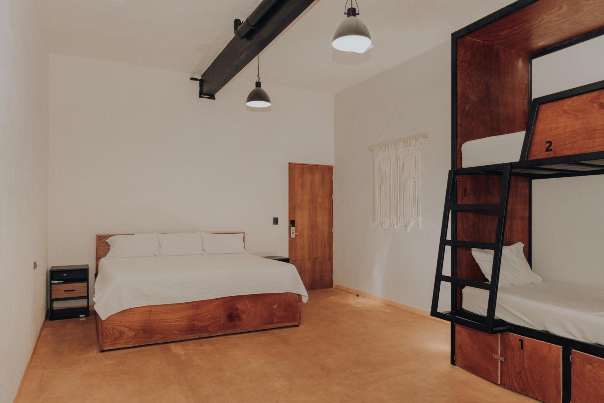 Caleta Hostel Rooftop & Pool 坎昆 外观 照片